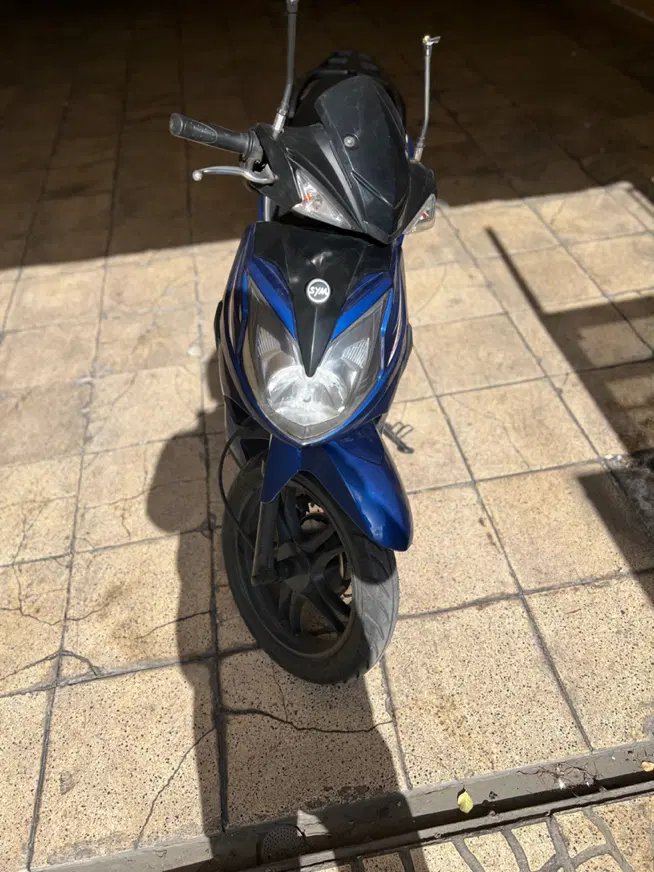 Sym sr200|موتورسیکلت|تهران, چوب تراش|دیوار
