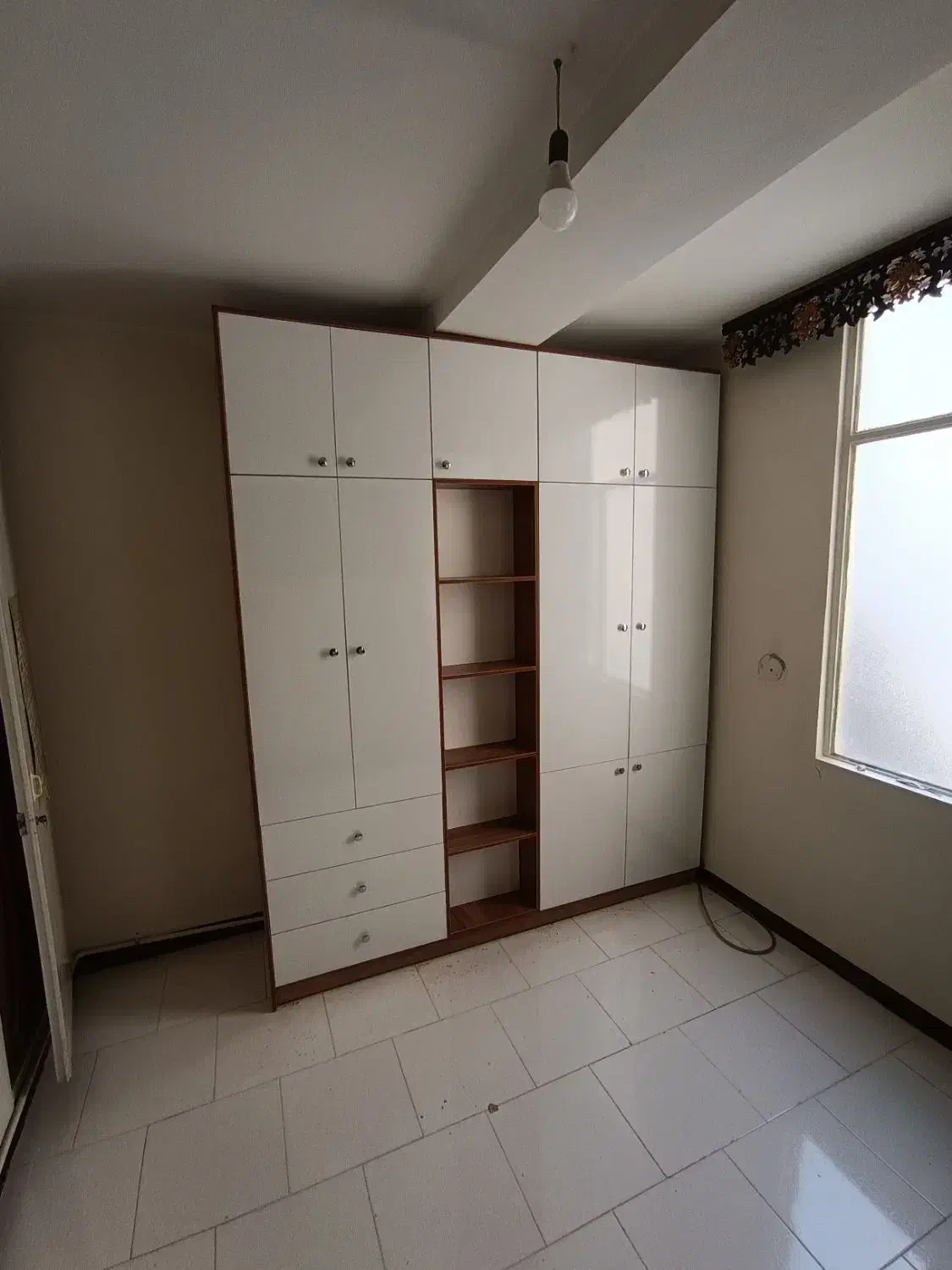 کابینت و دکوراسیون مظاهری|خدمات پیشه و مهارت|کرج, فاز ۴ مهرشهر|دیوار