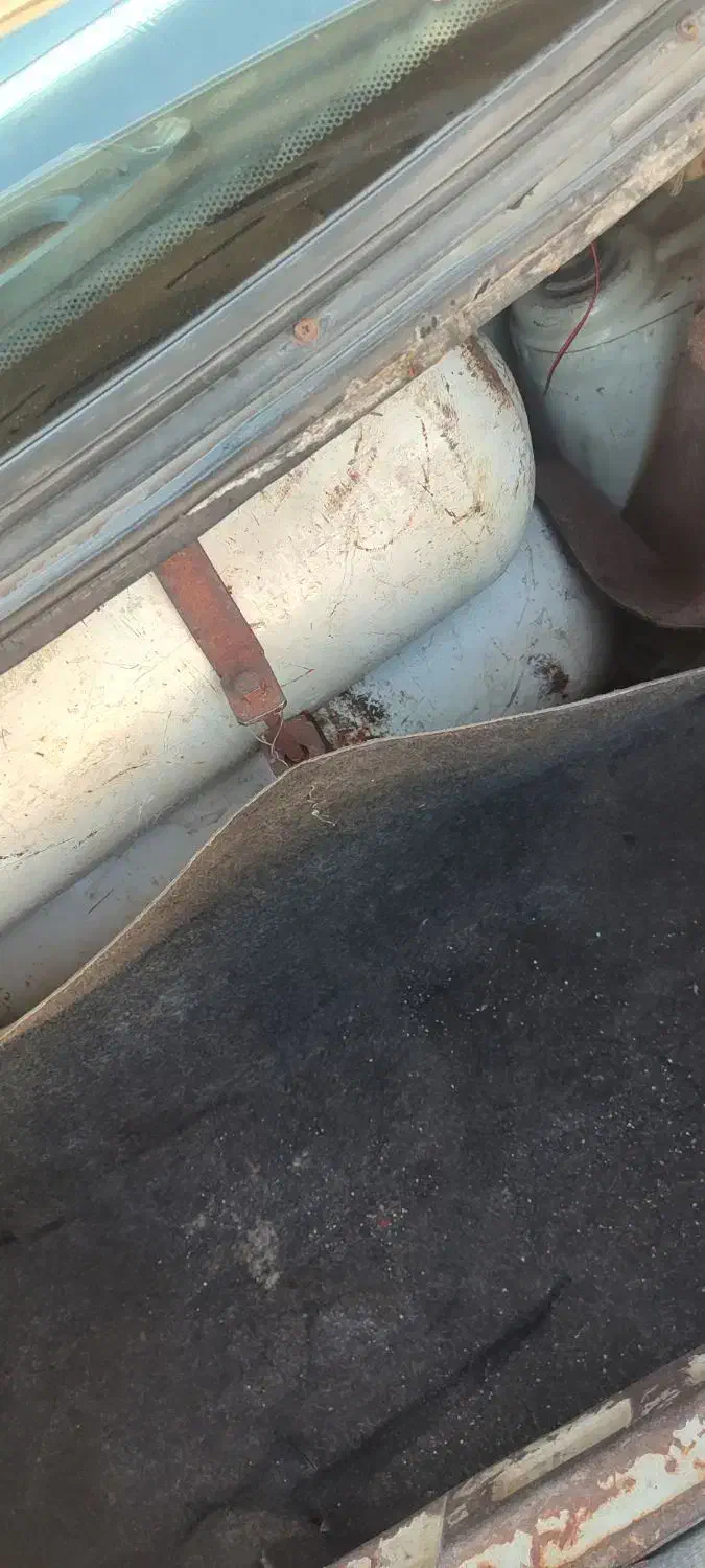 مخزن سی ان جی cng و لوازم همش کامل و کمپرسور کولر|قطعات یدکی و لوازم جانبی|نیشابور, کریم آباد|دیوار