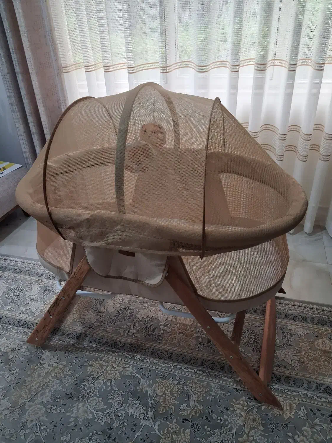 تخت گهواره شو کنار مادر|تخت و صندلی بچه|سنگر, |دیوار