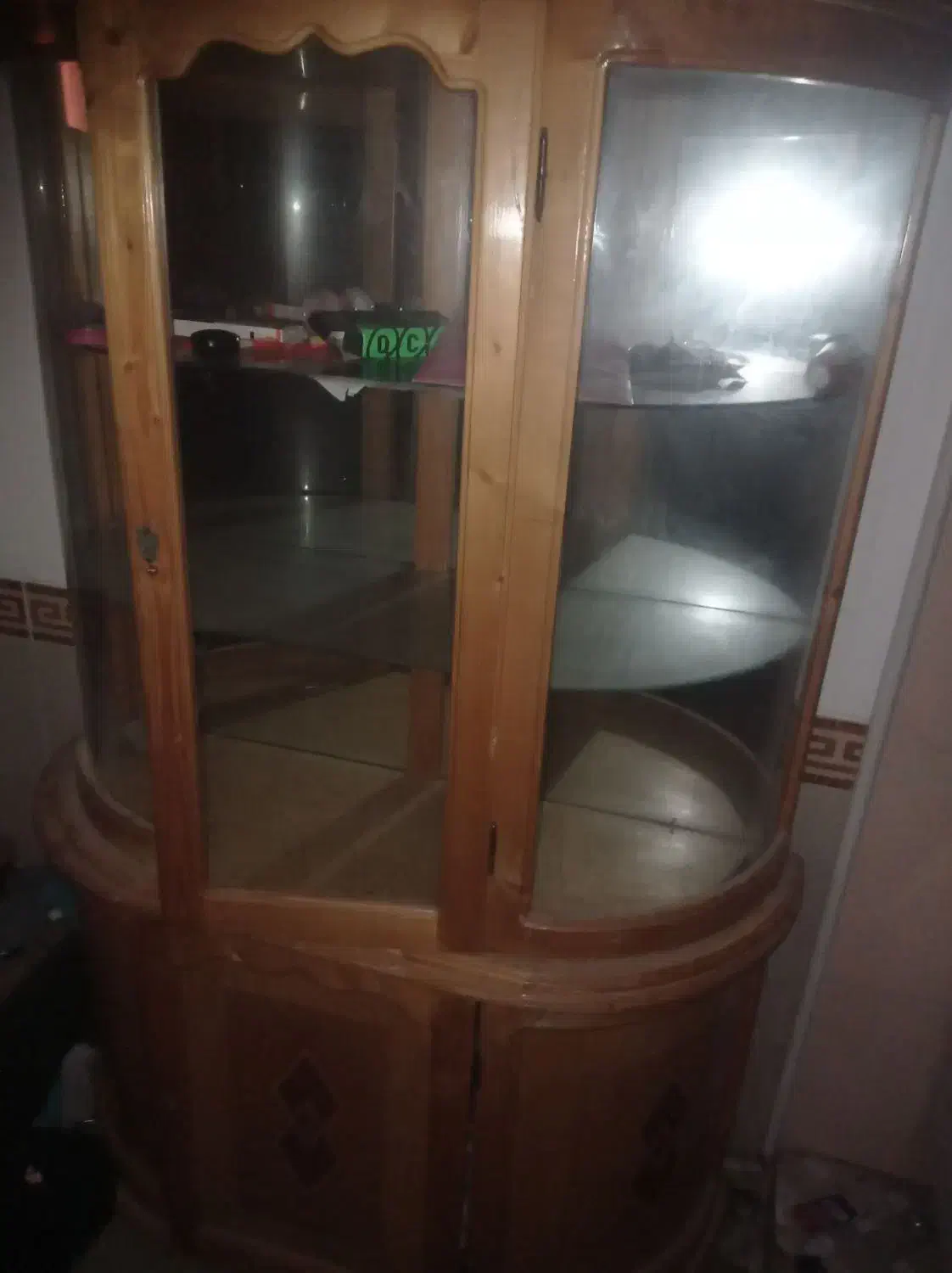 کمد|بوفه، ویترین، کنسول|هشتگرد, هشتگرد قدیم|دیوار