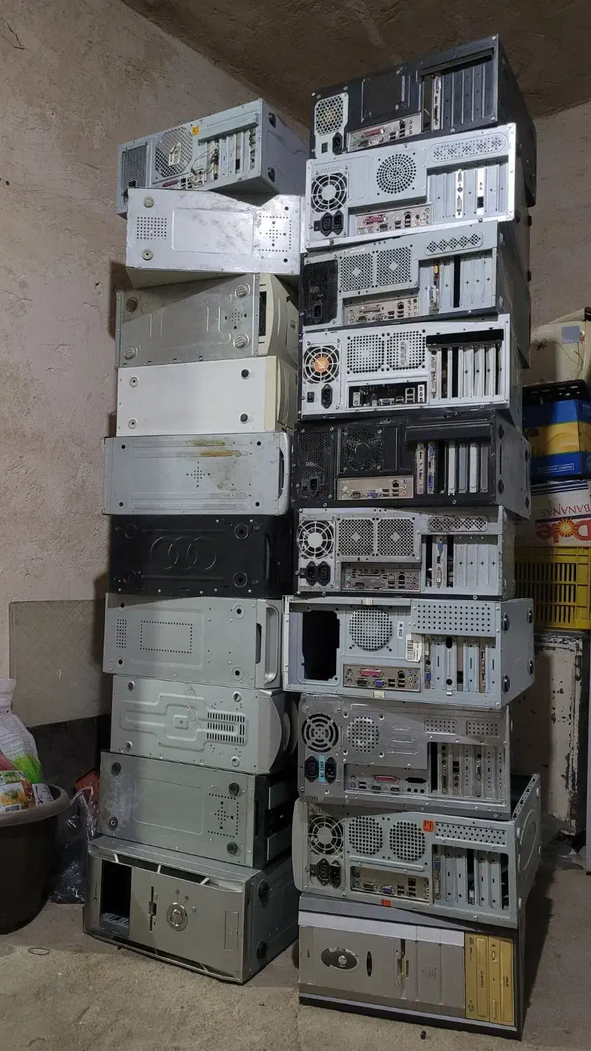 انواع برد موبایل و کامپیوتر و ....|لوازم جانبی موبایل و تبلت|بروجرد, |دیوار