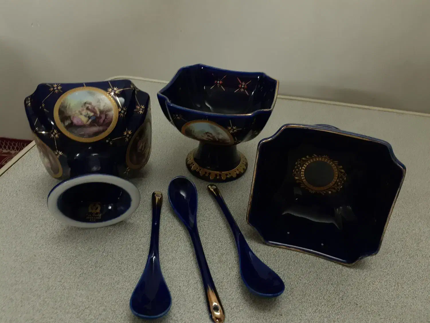 بستنی خوری|کلکسیون اشیاء عتیقه|قم, ناصردیوان|دیوار