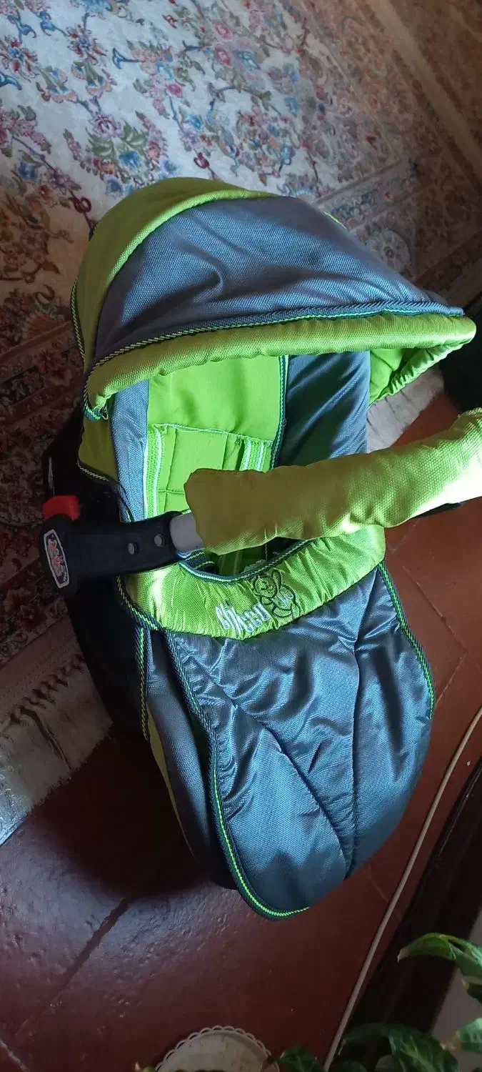 کریر|کالسکه و لوازم جانبی|پردیس, فاز ۸|دیوار