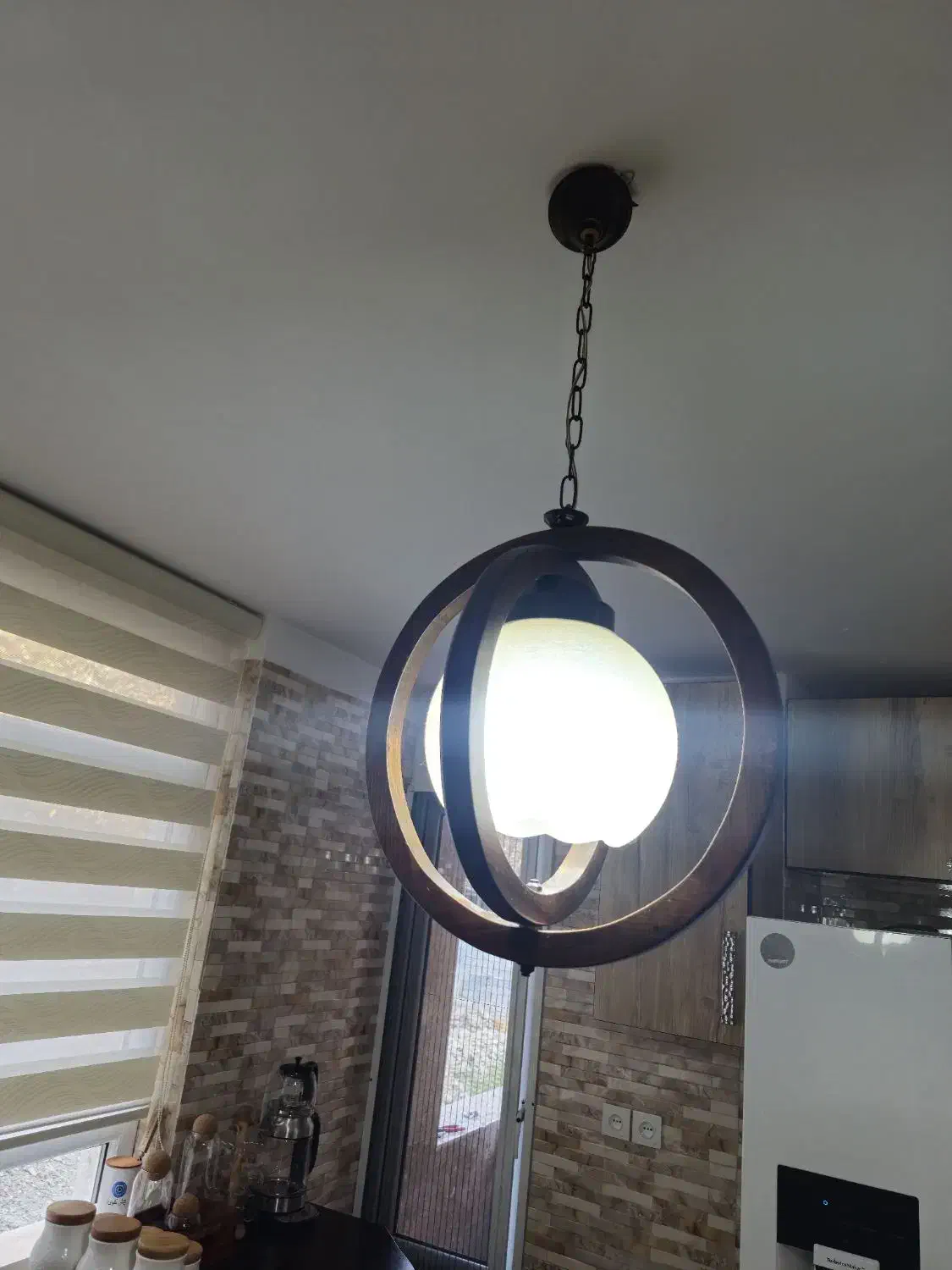 لوستر  چوبی کاملا نو و سالم|لوستر و چراغ آویز|کن, |دیوار