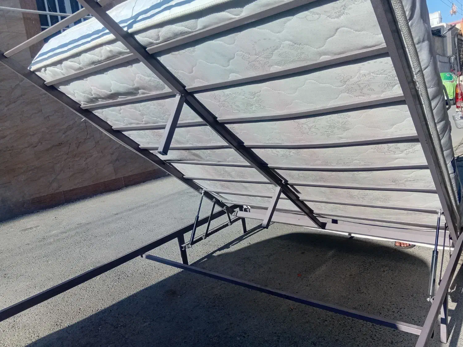 کفی تخت جکدار|تخت و سرویس خواب|نسیم‌شهر, |دیوار