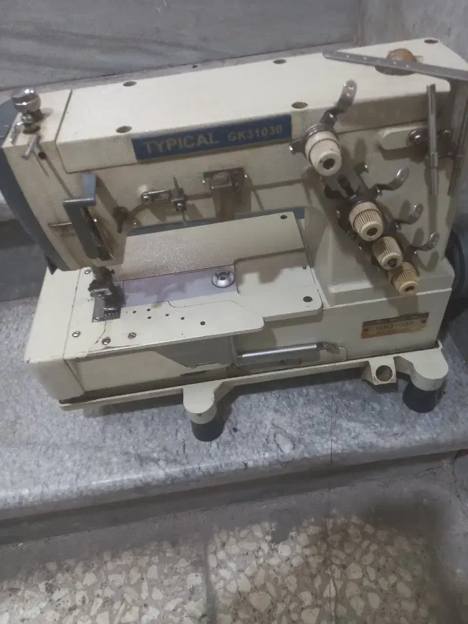 چرخ خیاطی شیرنشان و دینامی توافقی|چرخ خیاطی و ریسندگی|قم, باجک یک|دیوار