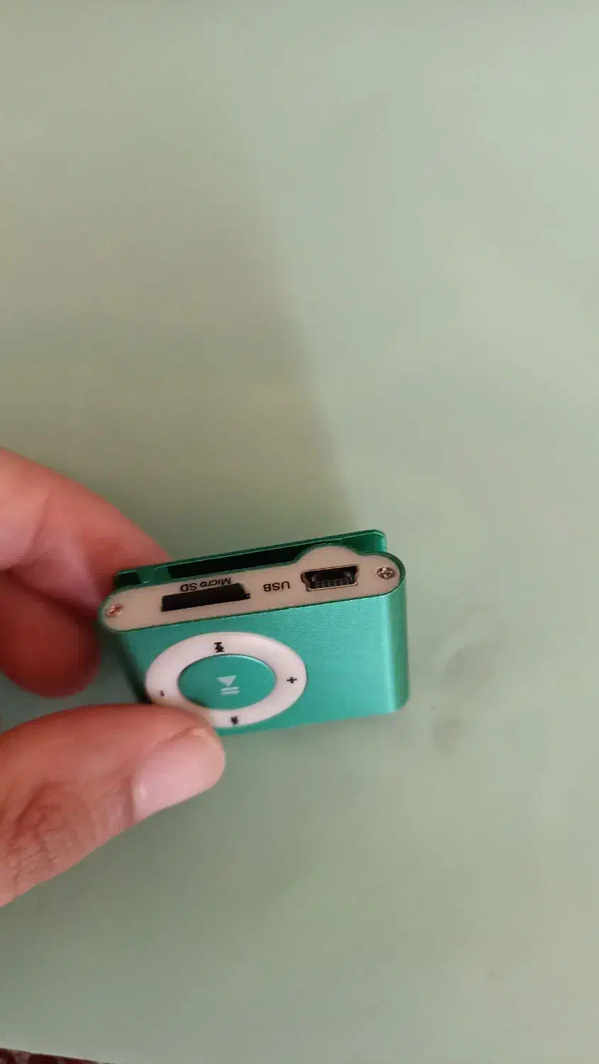 2عدد mp3 همراه با دو هندزفری|لوازم جانبی موبایل و تبلت|خرمآباد, |دیوار