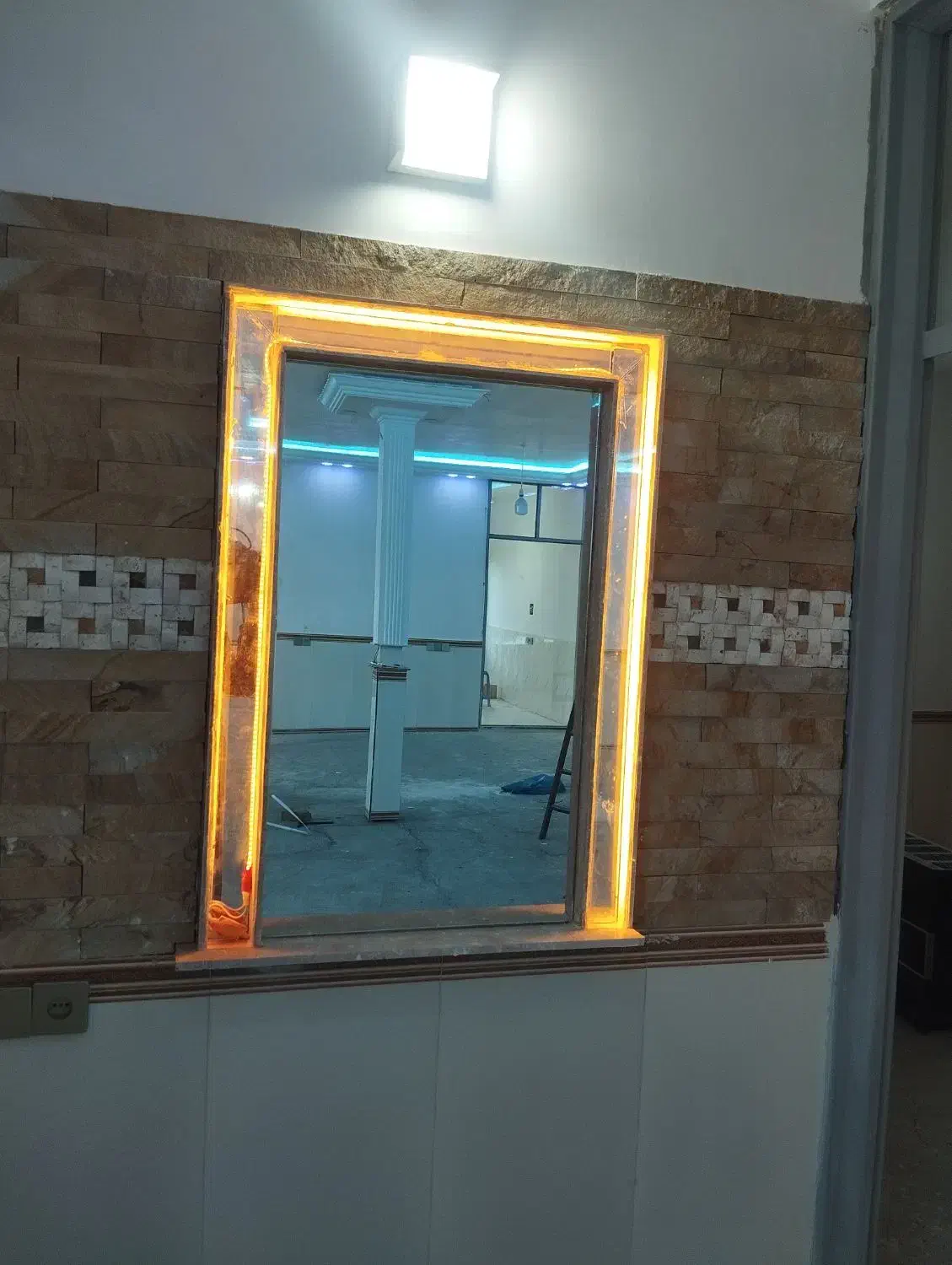 برق ساختمان|خدمات پیشه و مهارت|کنگاور, |دیوار