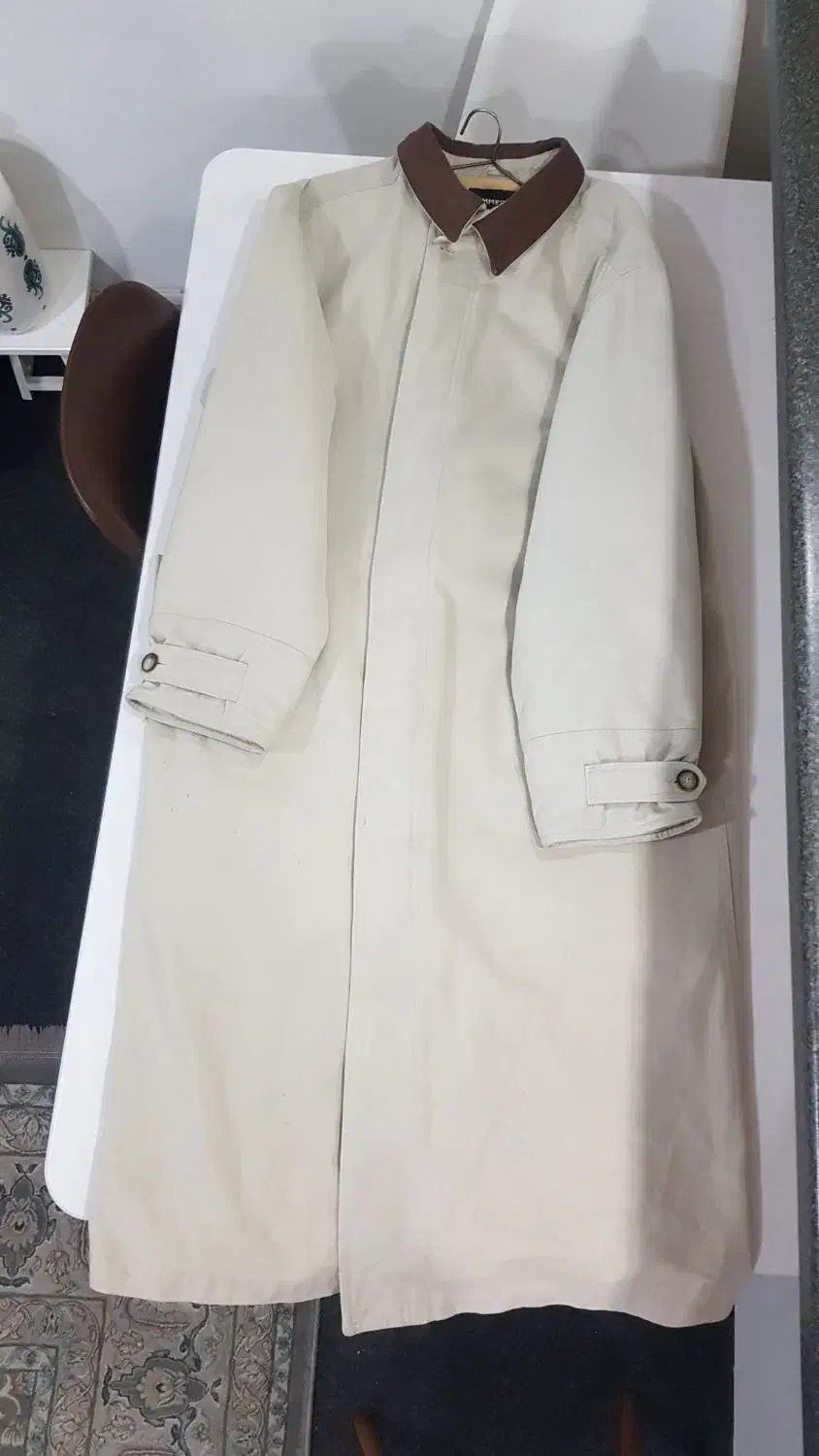 پالتو|لباس|گرگان, |دیوار