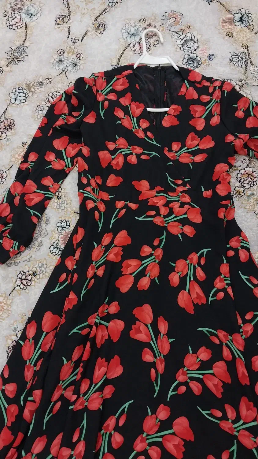 پیراهن|لباس|رشت, فخب|دیوار