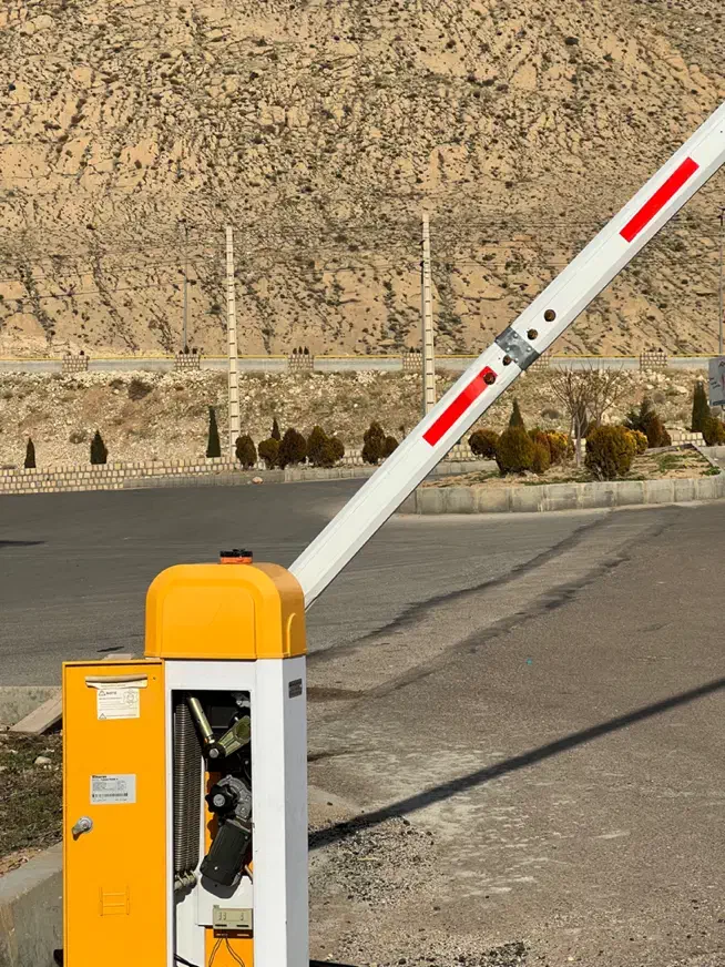 تعمیر / سرویس / قطعات راهبند ، گیت ، بالابر|خدمات پیشه و مهارت|شیراز, قصرالدشت|دیوار