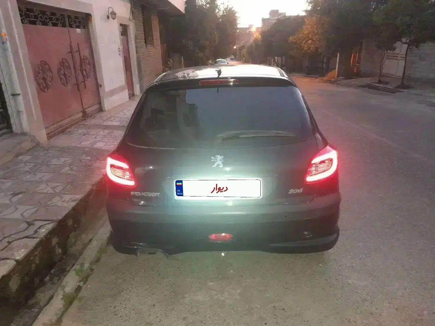 تیپ ۵.اسپرت|خودرو سواری و وانت|مینودشت, |دیوار