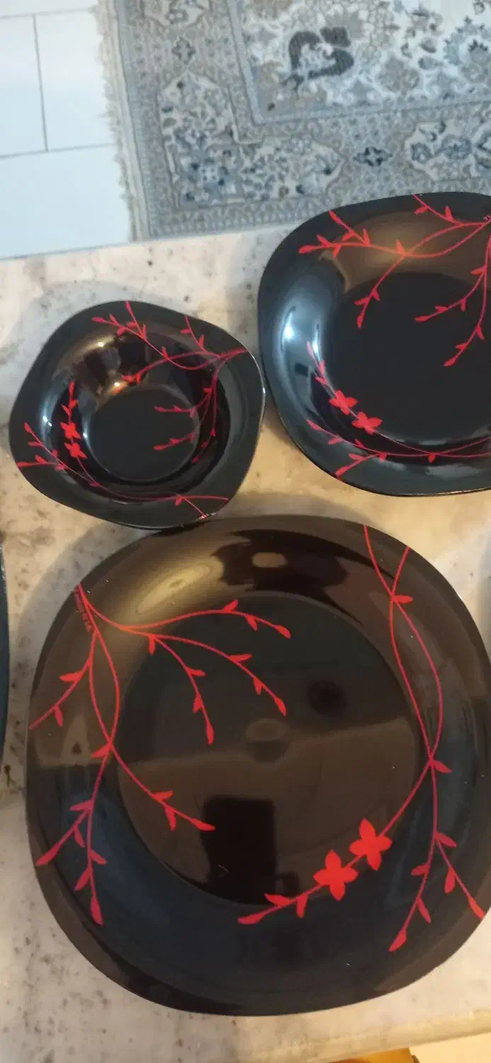 سرویس غذاخوری|ظروف سرو و پذیرایی|شاهین‌شهر, فردوسی|دیوار