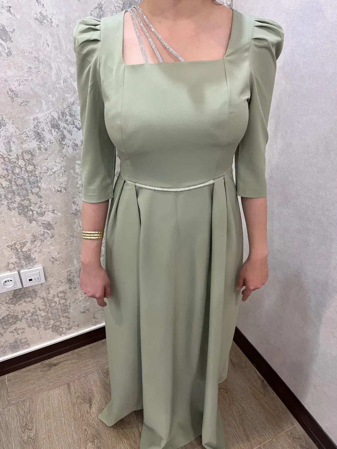 لباس مجلسی با رنگ خاص رنگ سال|لباس|قرچک, زیبا شهر|دیوار