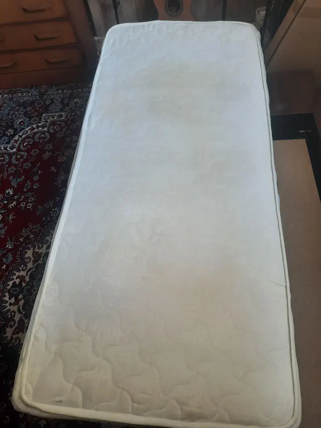 تشک طبی فنری|تشک تختخواب|صدرا-فارس, فاز ۱|دیوار