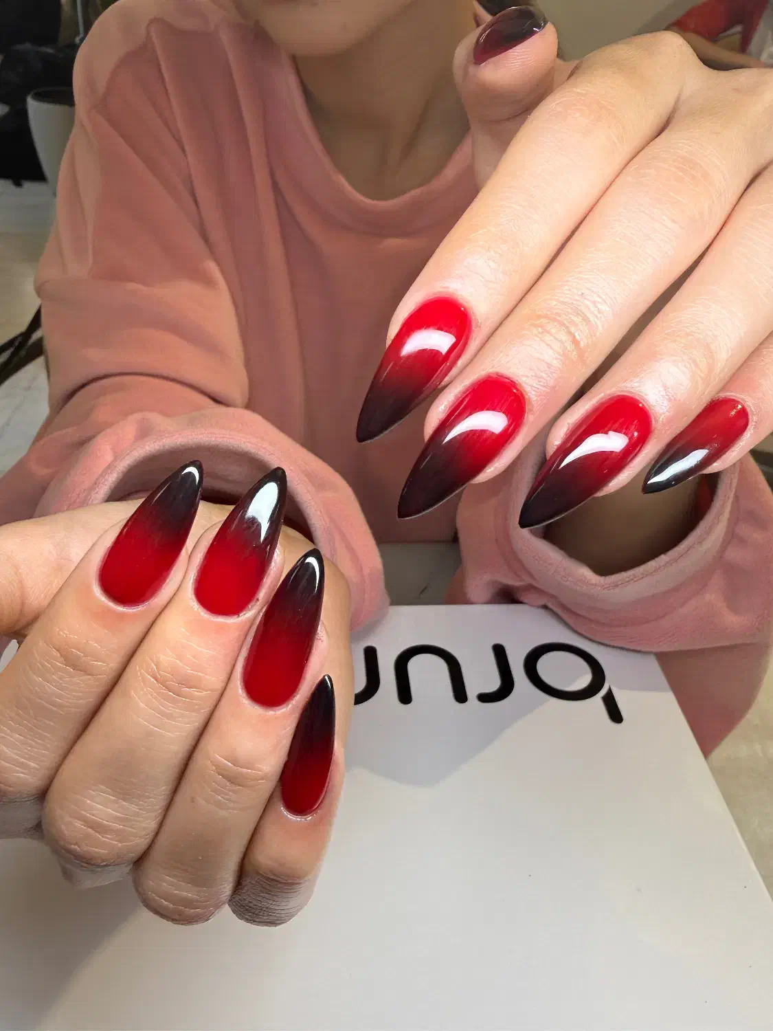 دستیار ناخن|استخدام درمانی، زیبایی، بهداشتی|تهران, نیروی هوایی (پیروزی)|دیوار