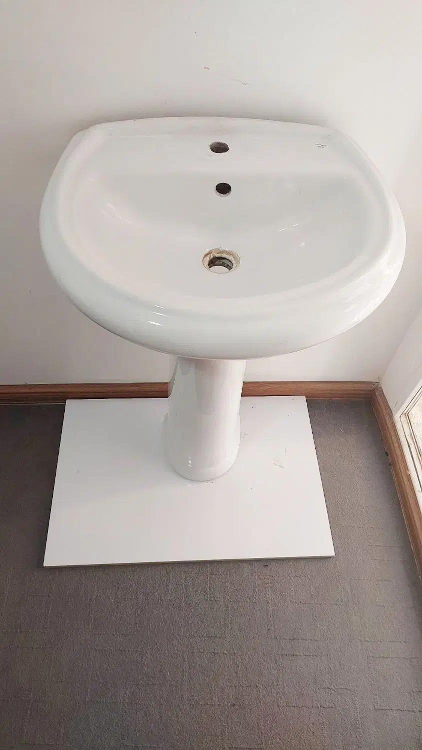 روشویی|لوازم سرویس بهداشتی|صدرا-فارس, فاز ۱|دیوار