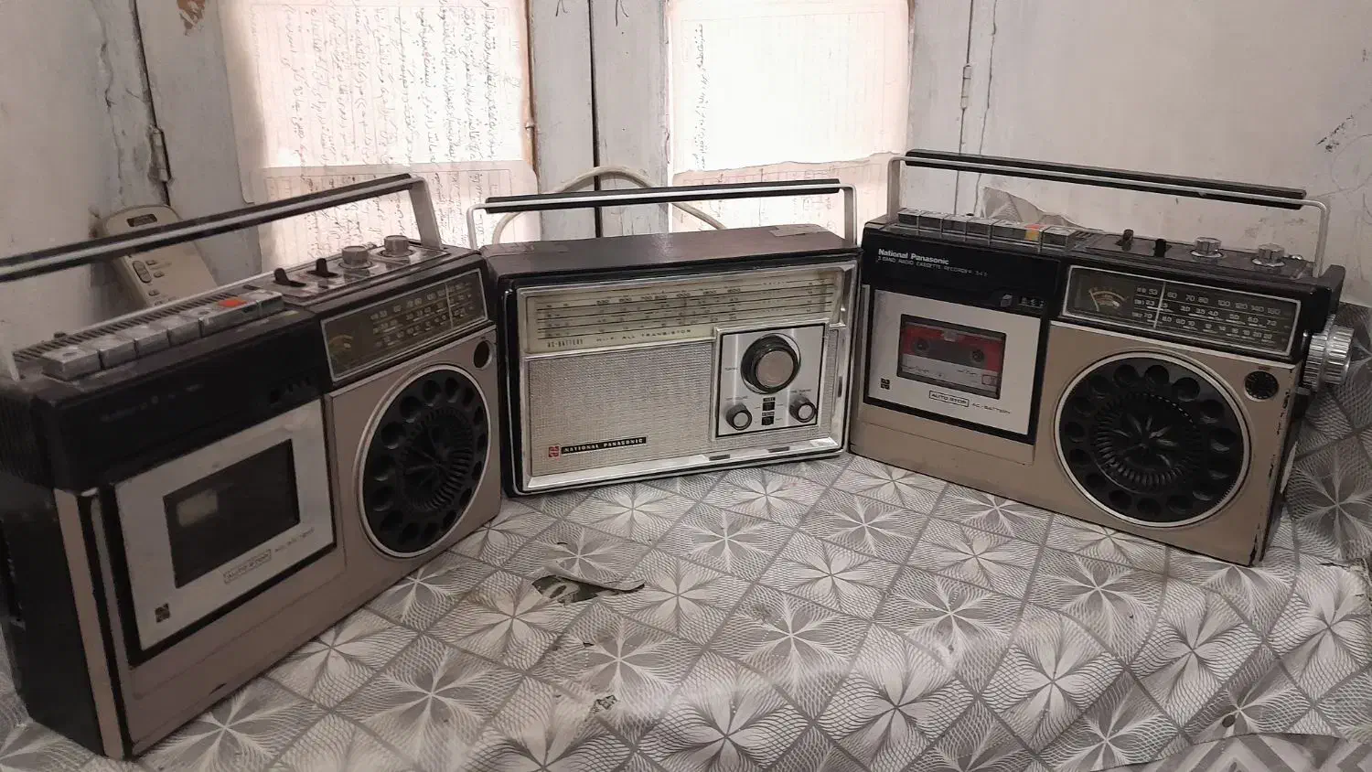 رادیو  ضبط قدیمی|سیستم صوتی خانگی|فسا, |دیوار