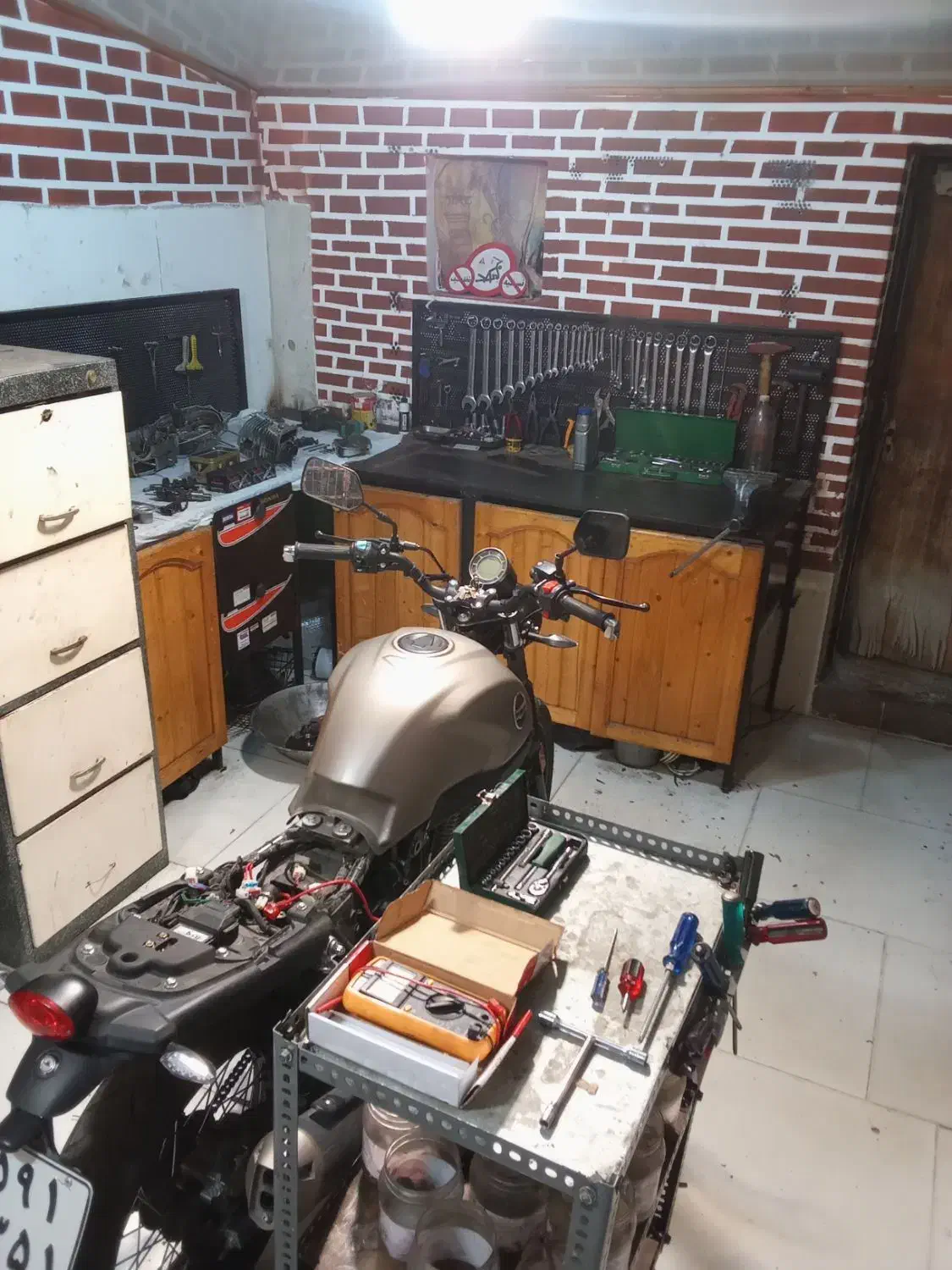 تعمیرگاه موتور سیکلت|خدمات موتور و ماشین|رویان, |دیوار