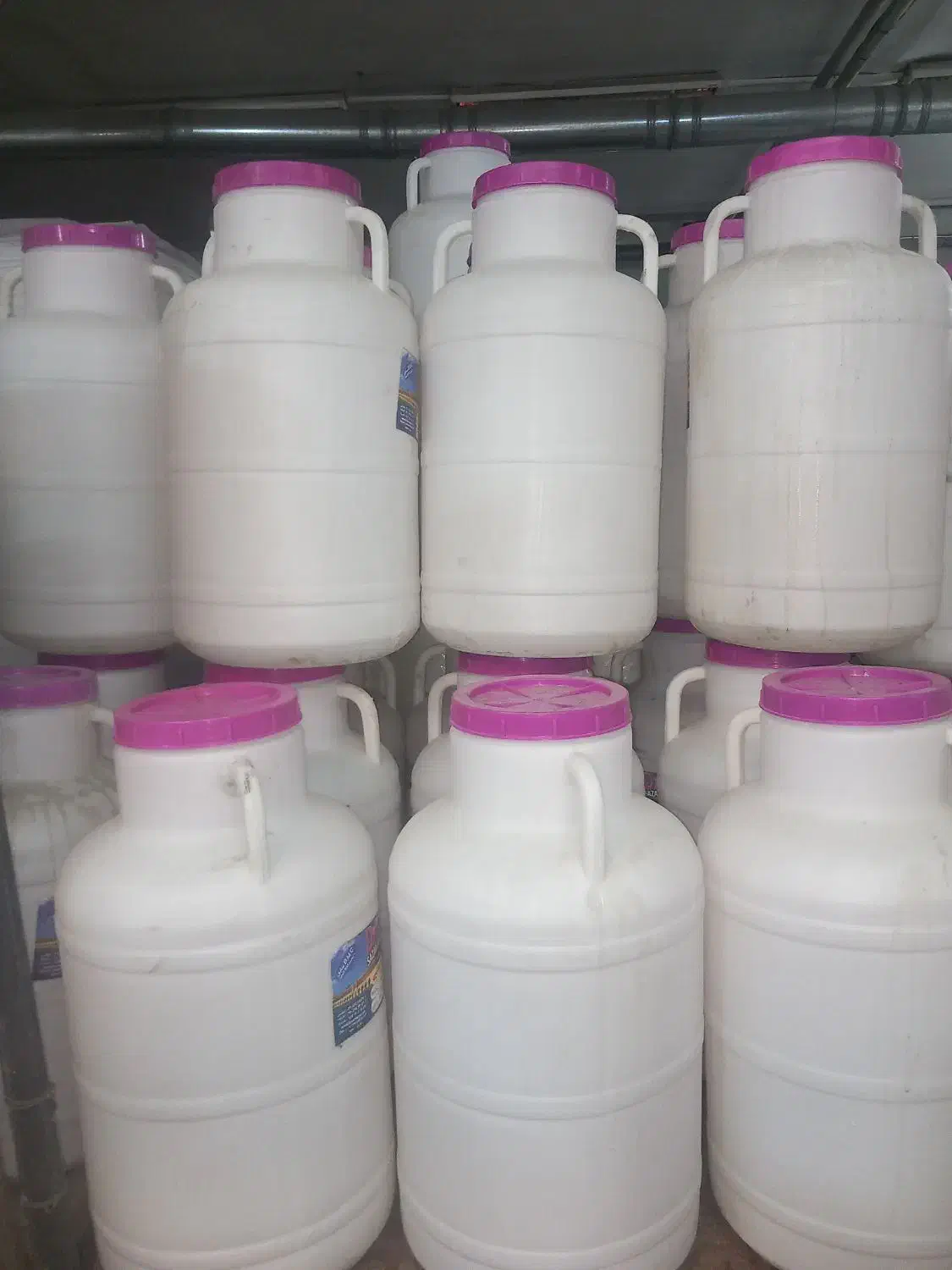 فروش گالن ۶۰لیتری|ظروف نگهدارنده، پلاستیکی، یک‌بارمصرف|قرچک, باقرآباد|دیوار