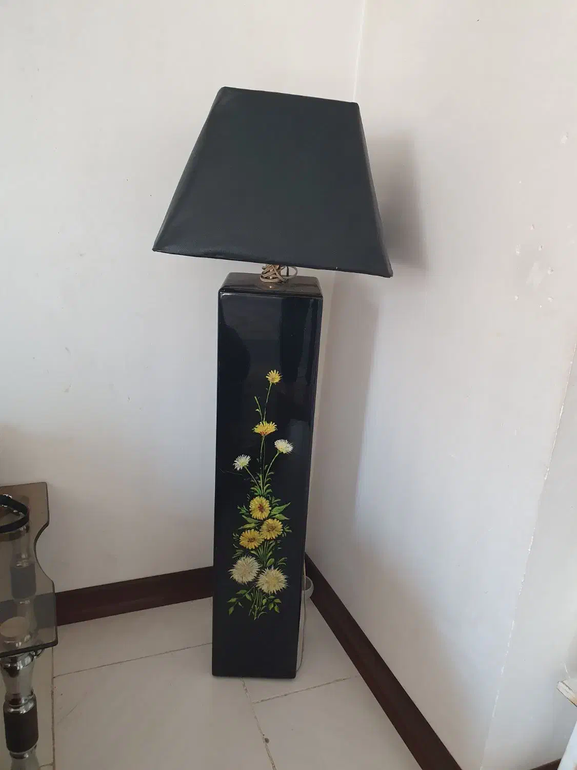 آباژور|چراغ خواب و آباژور|هشتگرد, فاز ۷ مهستان|دیوار