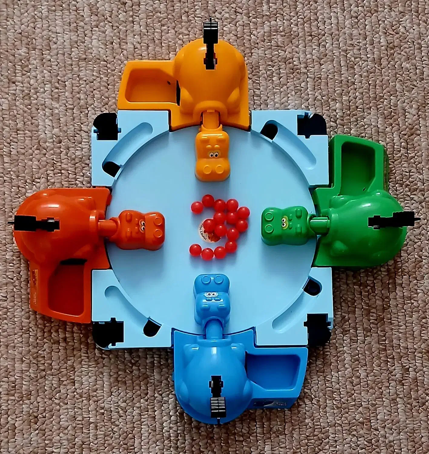 اسباب بازی هوشی برای کودک دلبندتان|اسباب‌بازی بچه|قم, نیروگاه|دیوار