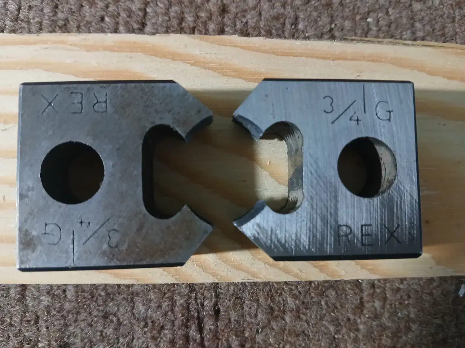 پارچه ی حدیده ی دستی و برقی|ابزارآلات|مبارکه, |دیوار