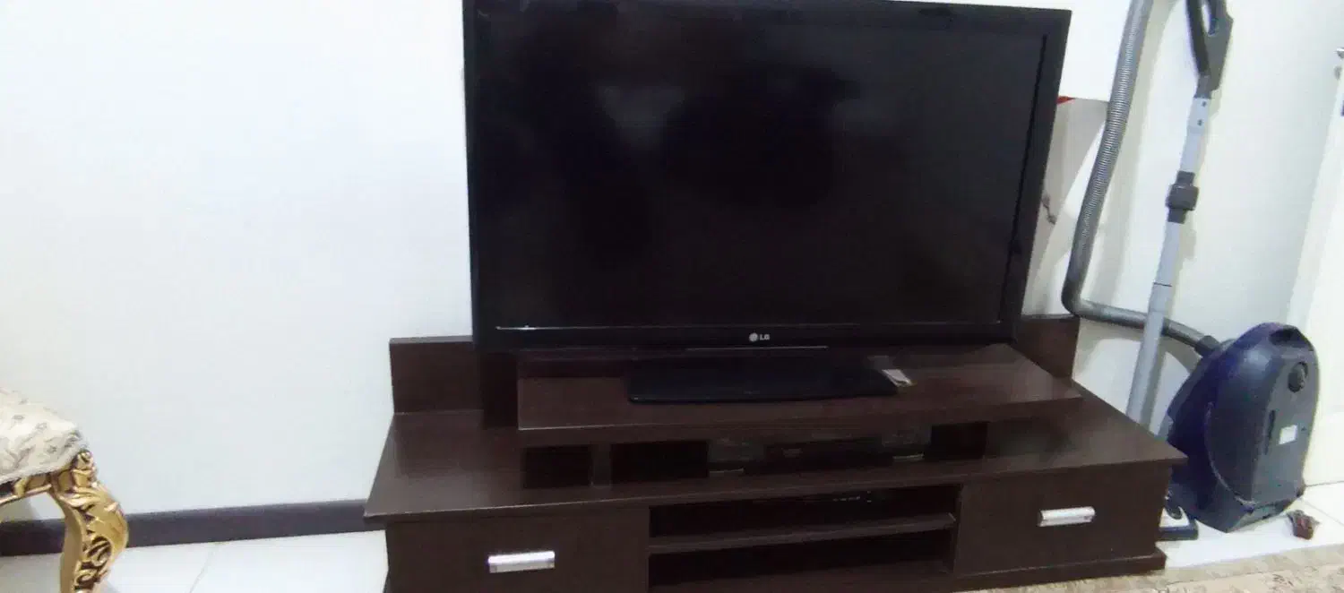 تلویزیون ال جی در حد نو|تلویزیون و پروژکتور|کرج, باغستان|دیوار