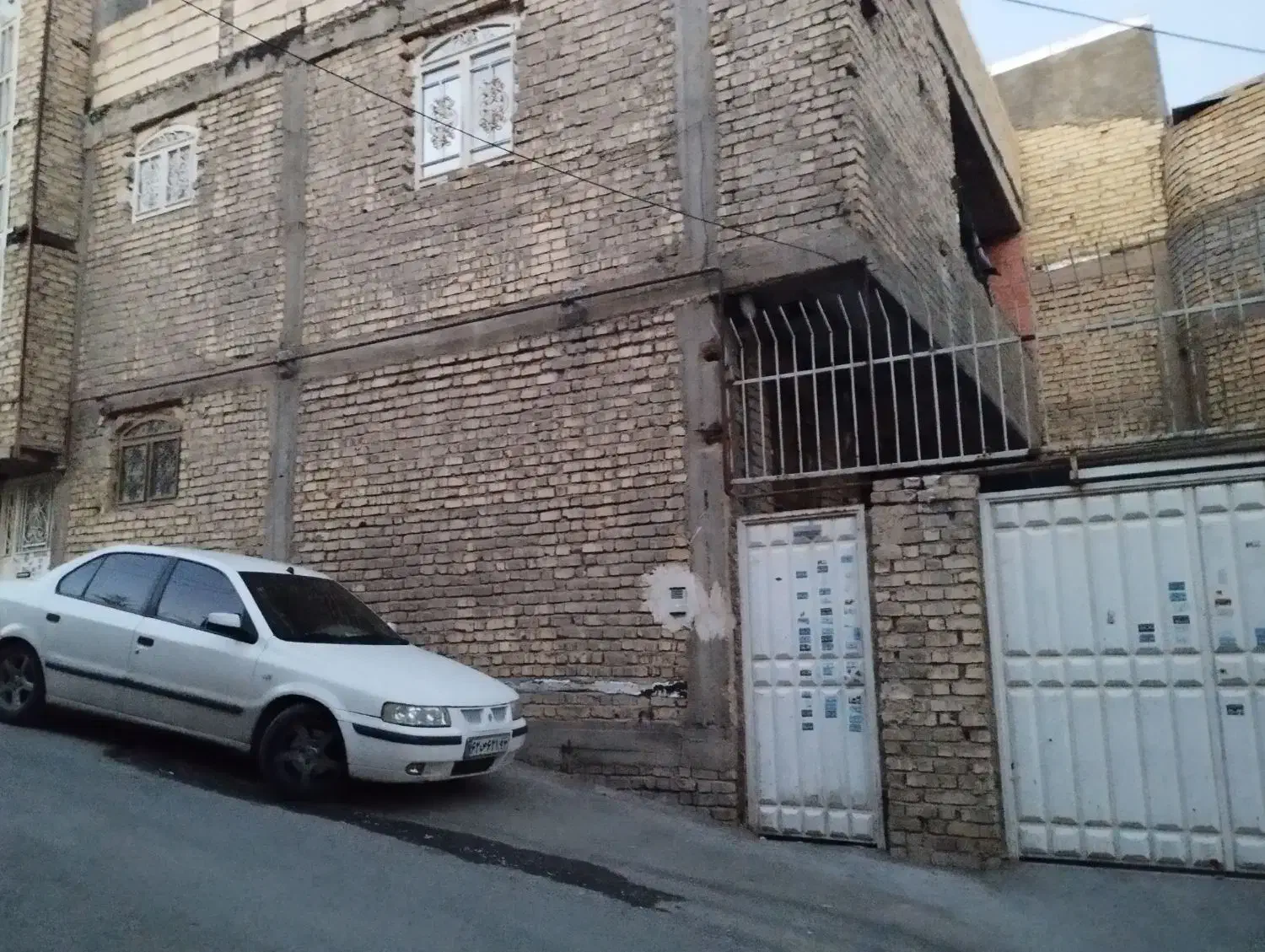 فروش خانه بزرگ ویلایی ،حیاط بزرگ و دلباز|فروش خانه و ویلا|شیراز, شهدای شهرک سعدی|دیوار