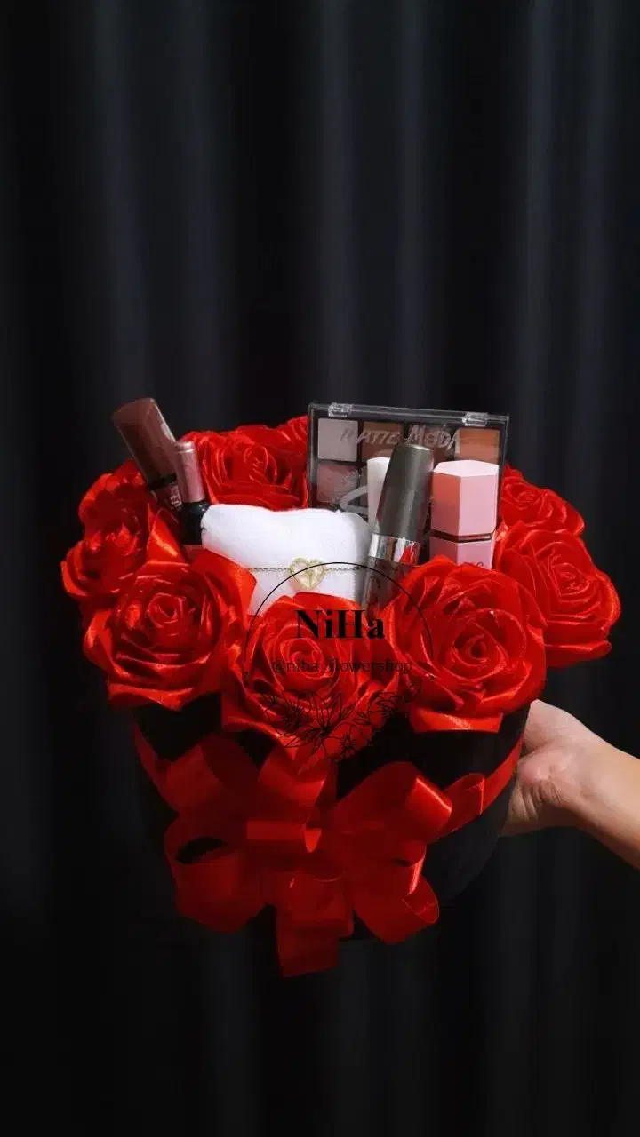 دسته گل های رز روبانی|گل مصنوعی|تبریز, |دیوار