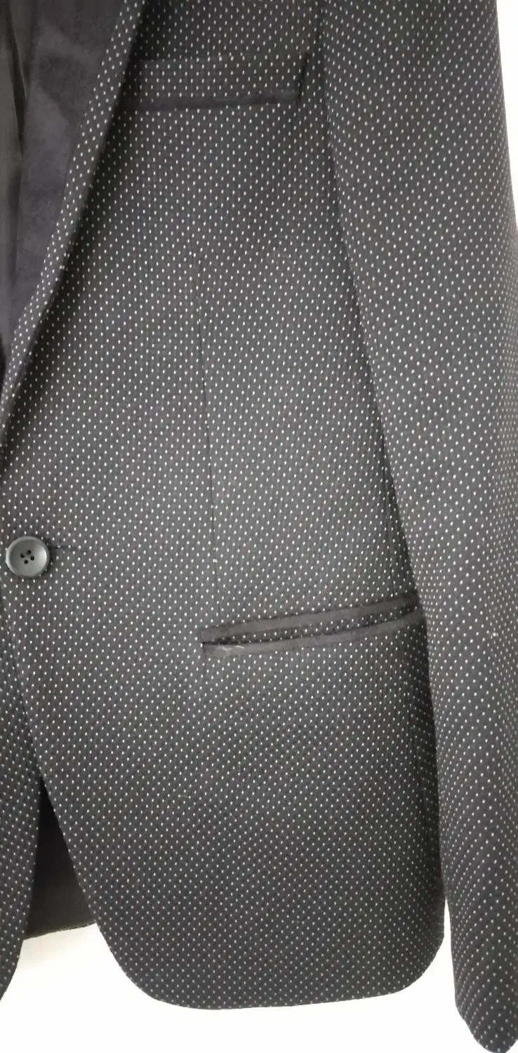 کت تک|لباس|گلبهار, شهر جدید گلبهار|دیوار