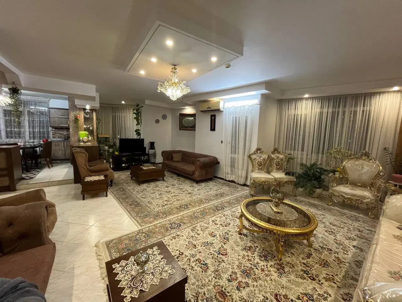 آپارتمان۱۷۵متر،۳۰مترتراس/دونبش/تکواحدی/نسترن|اجارهٔ آپارتمان|مشهد, هفده شهریور|دیوار