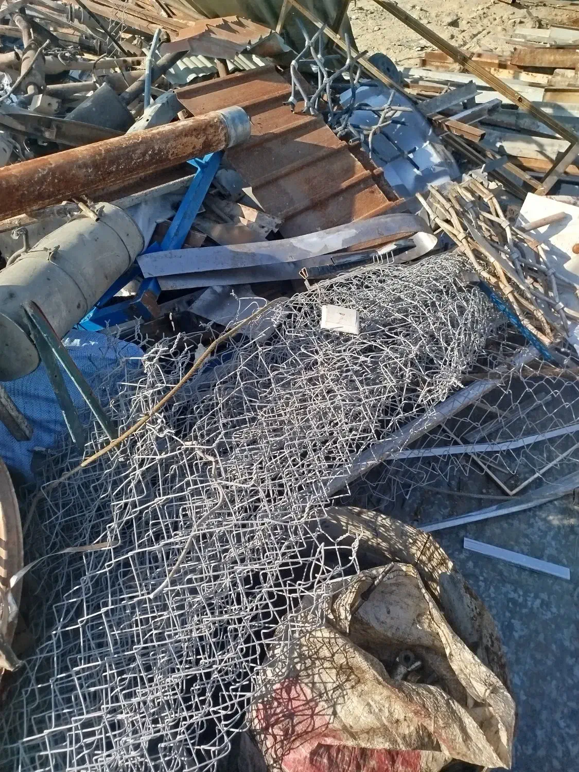 فنس لوله ورق ضایعات چدن رادیات|عمده‌فروشی|ارومیه, |دیوار