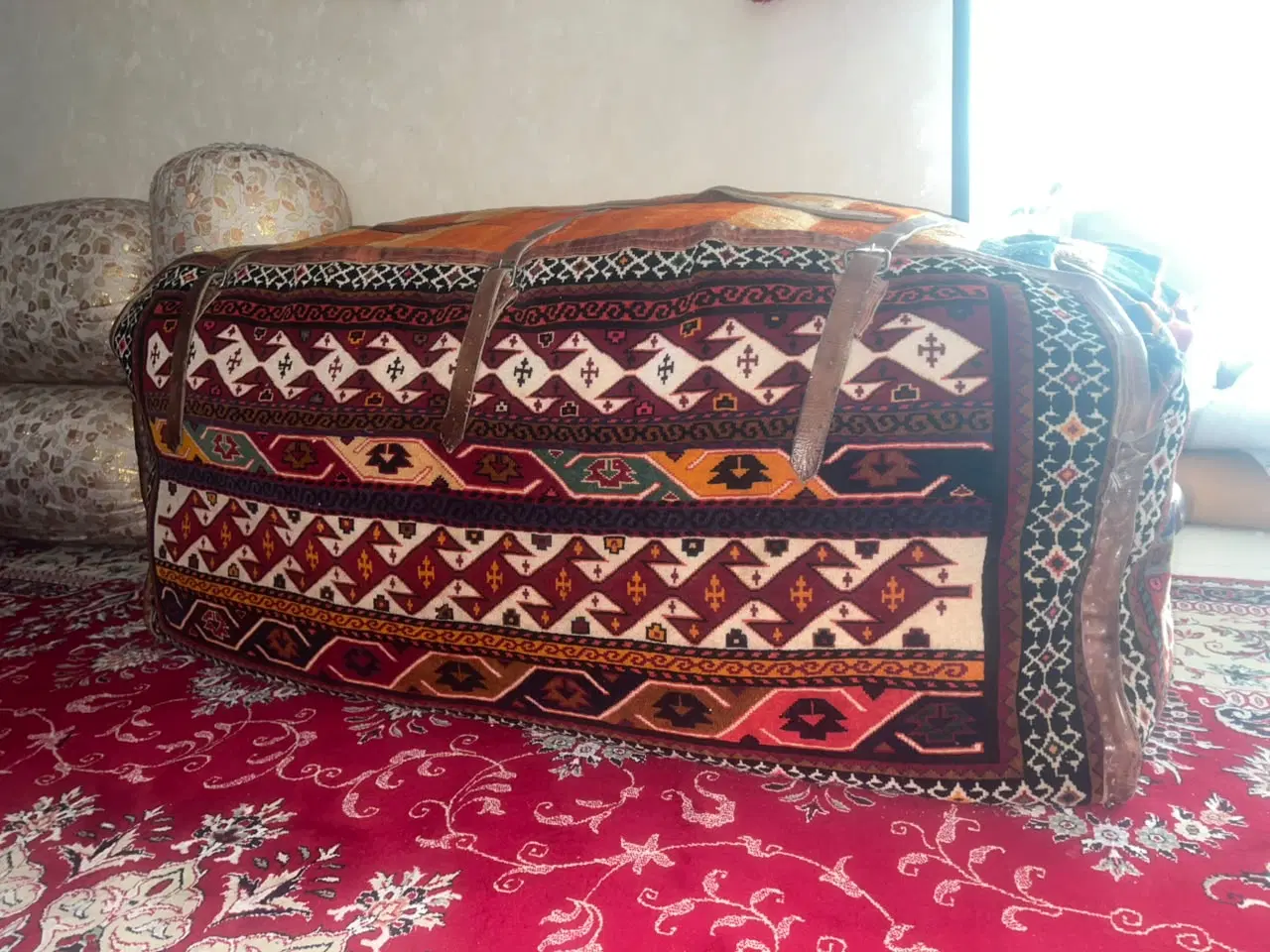 تعدادی دستبافت|فرش|شیراز, شهرک گلستان شمالی|دیوار