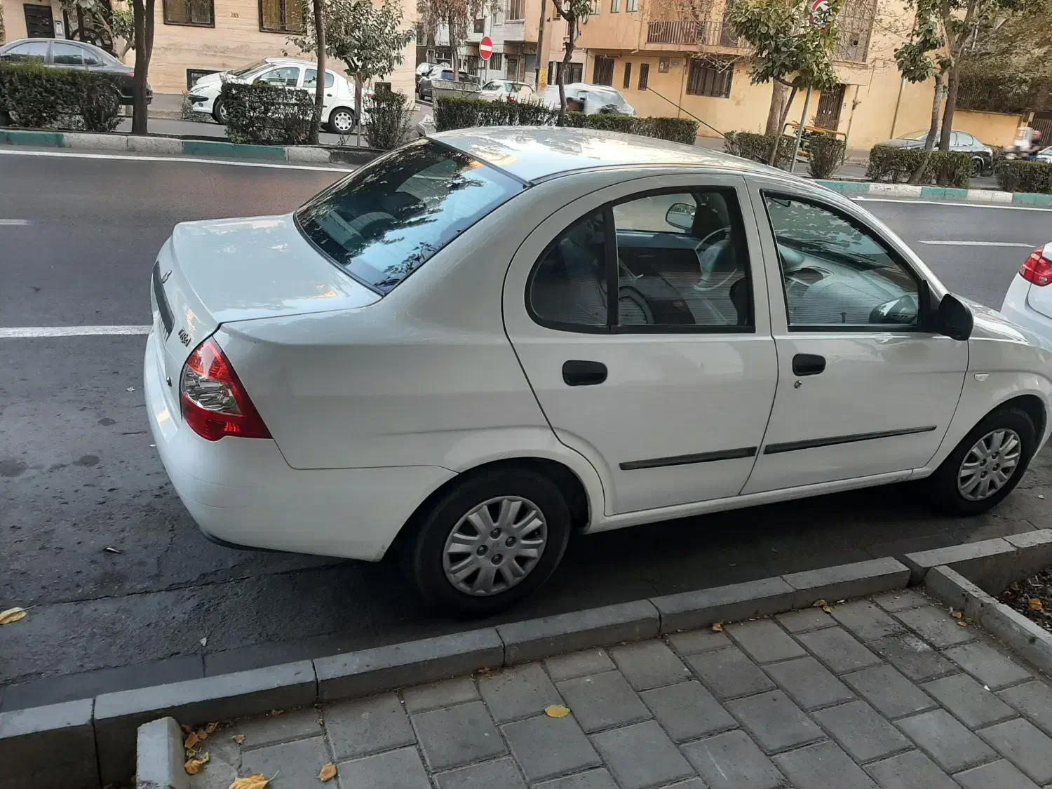 تیبا صندوق دار SX مدل 1400|خودرو سواری و وانت|تهران, نارمک جنوبی|دیوار