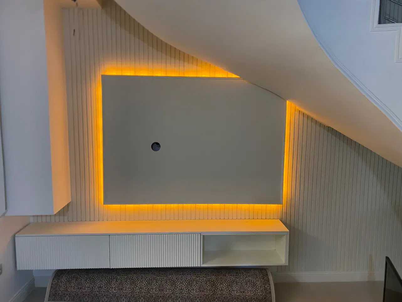 اجرای تخصصی تیوی وال طراحی مدرن و نورپردازی|خدمات پیشه و مهارت|رفسنجان, |دیوار