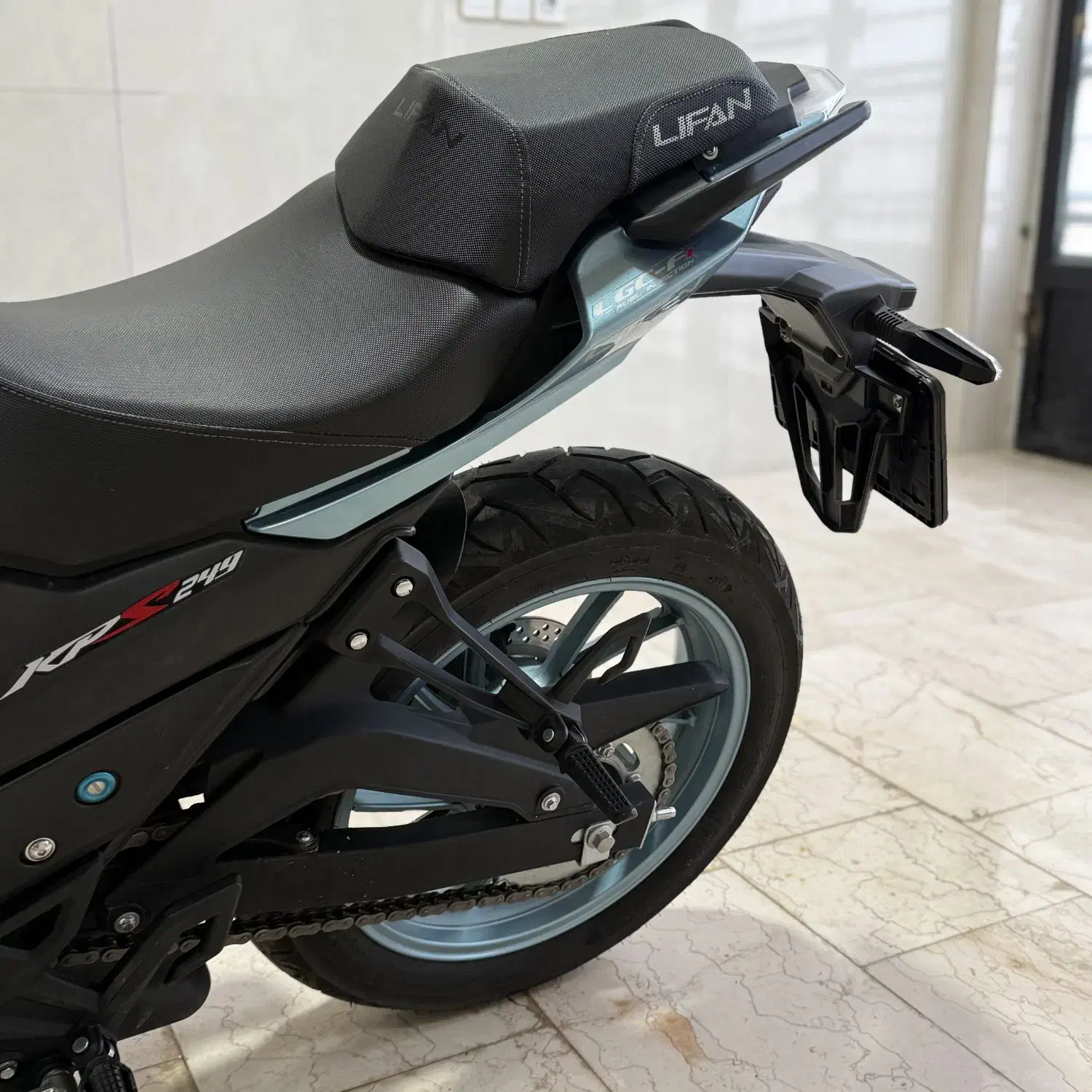 موتور لیفان ۲۵۰ ۶دنده مدل ۱۴۰۲ کارکرد ۲۰۰۰|موتورسیکلت|داران, |دیوار