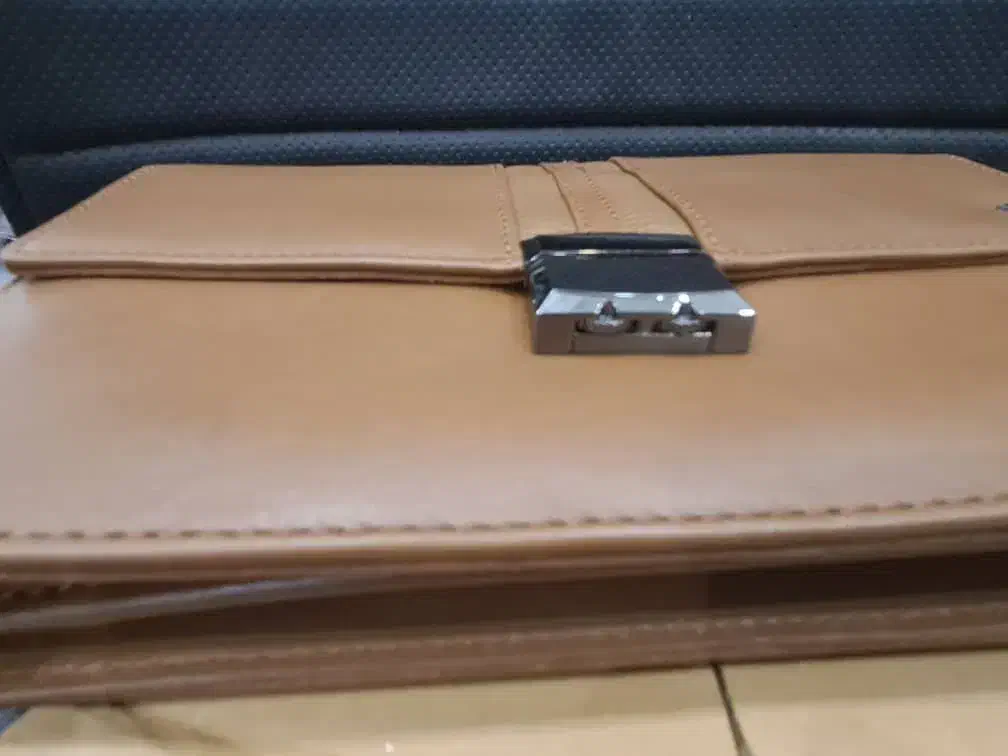 کیف پاسپورتی نو و چرم مشهد|کیف، کفش، کمربند|مشهد, هفت تیر (آب و برق)|دیوار