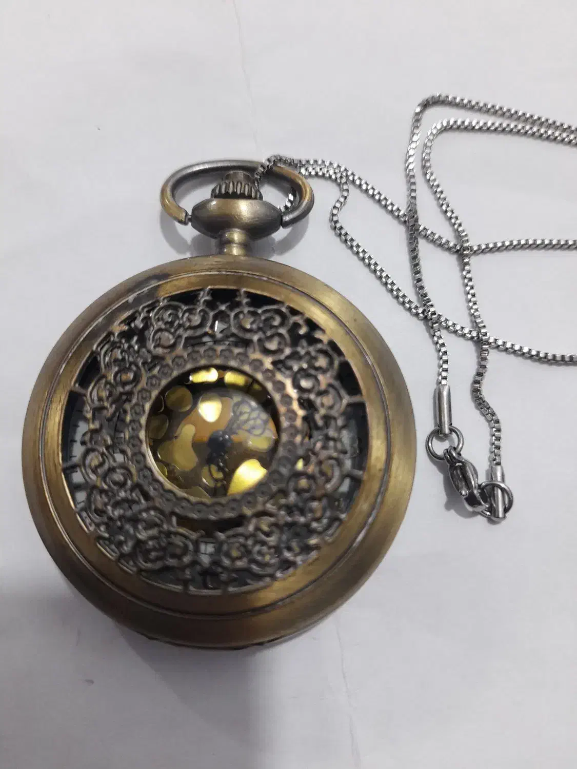 ساعت جیبی|کلکسیون اشیاء عتیقه|صومعه‌سرا, |دیوار