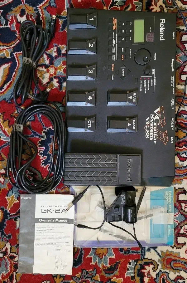 roland vg-88 Guitar synth - multi effect pedal|گیتار، بیس، امپلیفایر|شیراز, غدیر جنوبی|دیوار