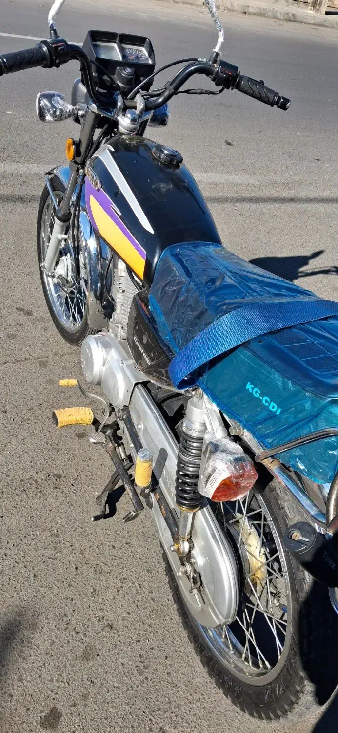 رهرو ۱۲۵|موتورسیکلت|ری, شهید غیوری (ابن باویه)|دیوار