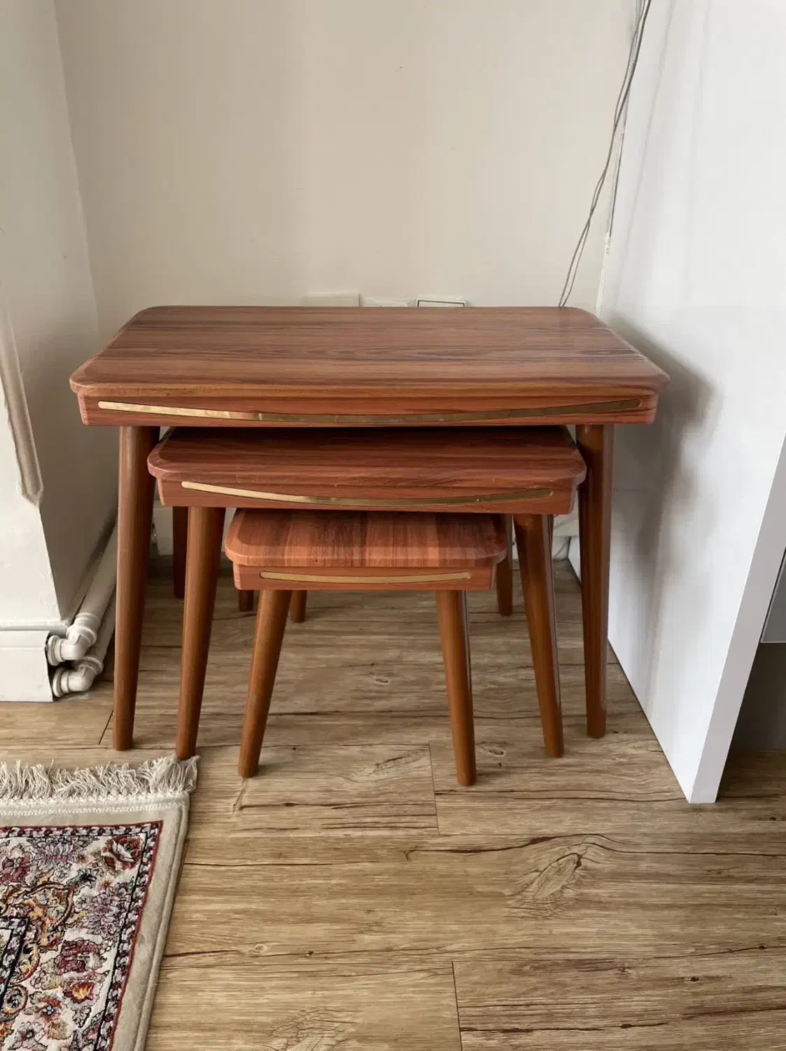 ۳ عدد میز عسلی|مبلمان خانگی و میز عسلی|کرج, باغستان|دیوار