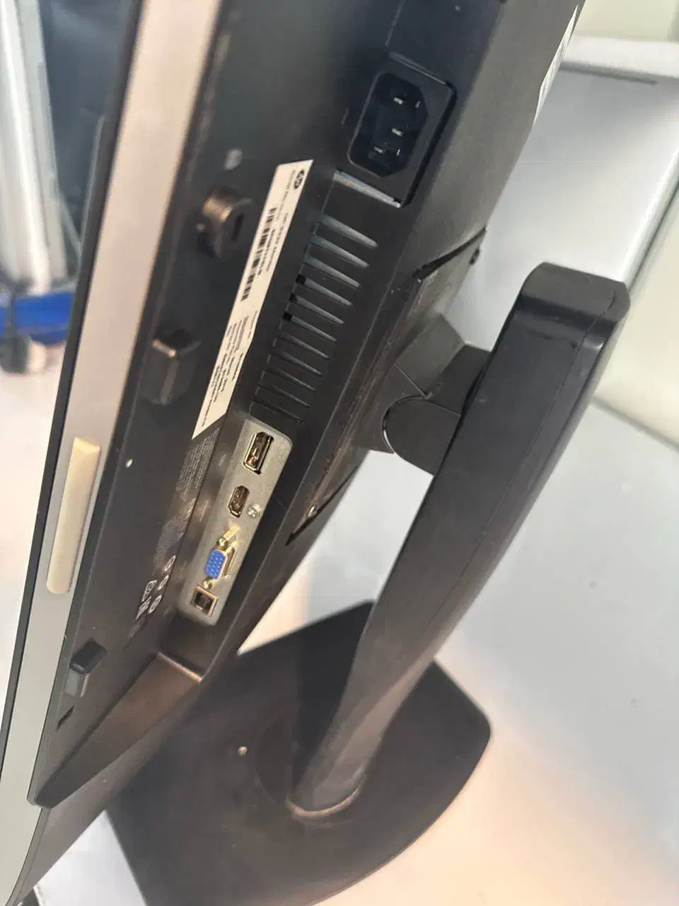 مانیتور IPS  مدل HP E242|قطعات و لوازم جانبی رایانه|آمل, |دیوار