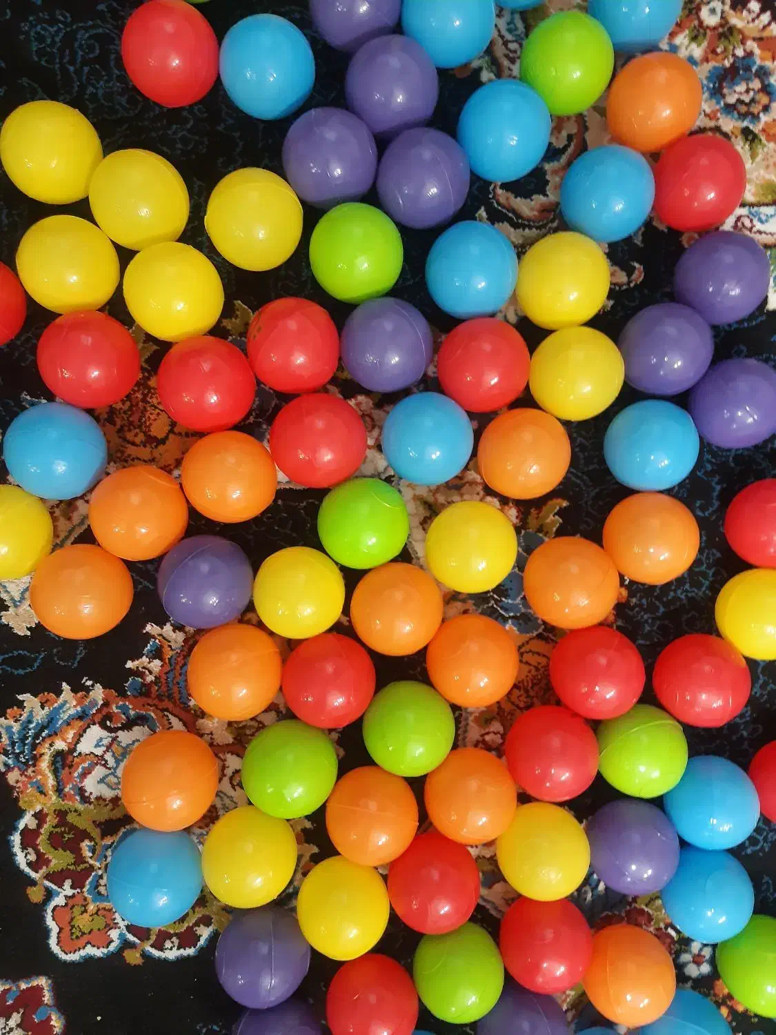 فروش صد عدد توپ نو|اسباب‌‌بازی|کازرون, |دیوار