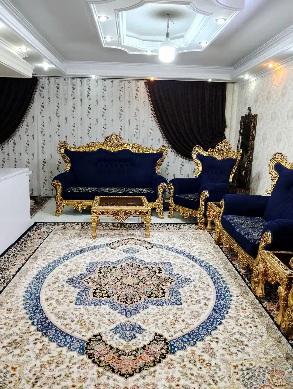 پرده|پرده، رانر، رومیزی|تهران, مینای شمالی (مخبر)|دیوار