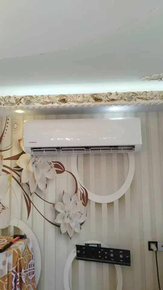 نصاب کولر گازی / جابجایی ونصب/لوله گذاری|خدمات پیشه و مهارت|تبریز, |دیوار