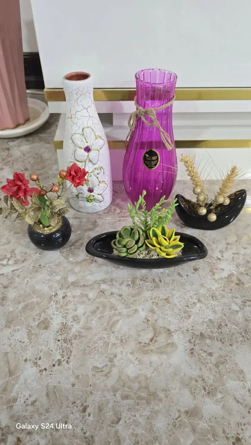 گلدون و مجسمه|مجسمه، تندیس، ماکت|اهواز, فرهنگ شهر|دیوار