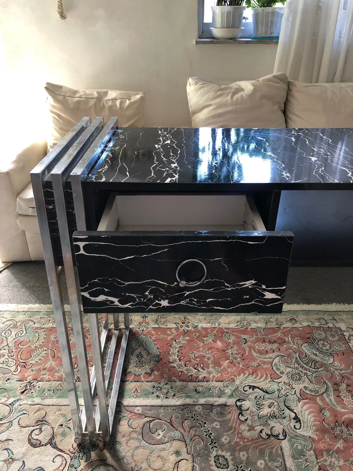 میز ناخن|آرایشگاه و سالنهای زیبایی|رشت, حمیدیان|دیوار