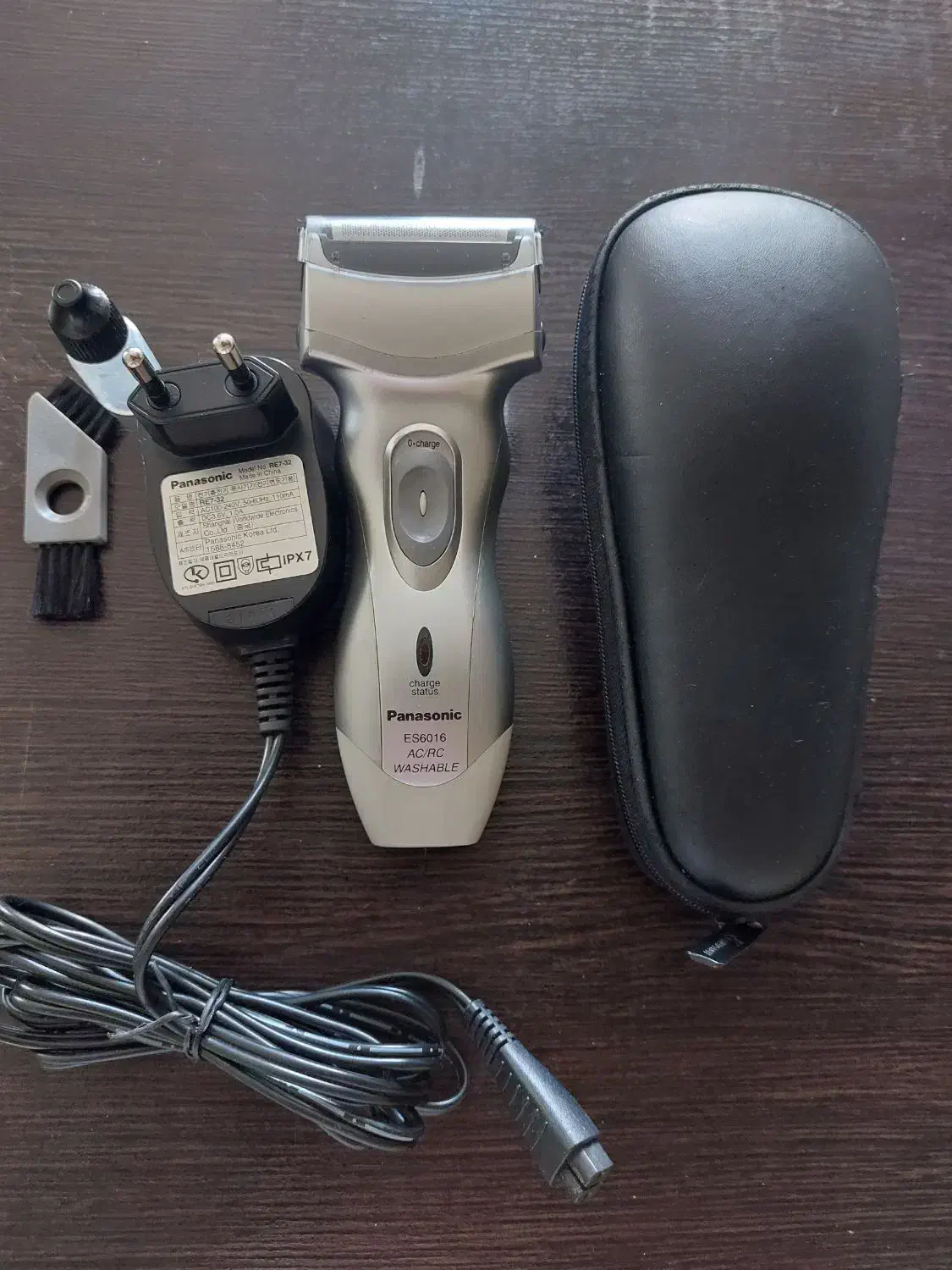 ماشین اصلاح صورت پانسونیک|آرایشی، بهداشتی، درمانی|رودهن, |دیوار